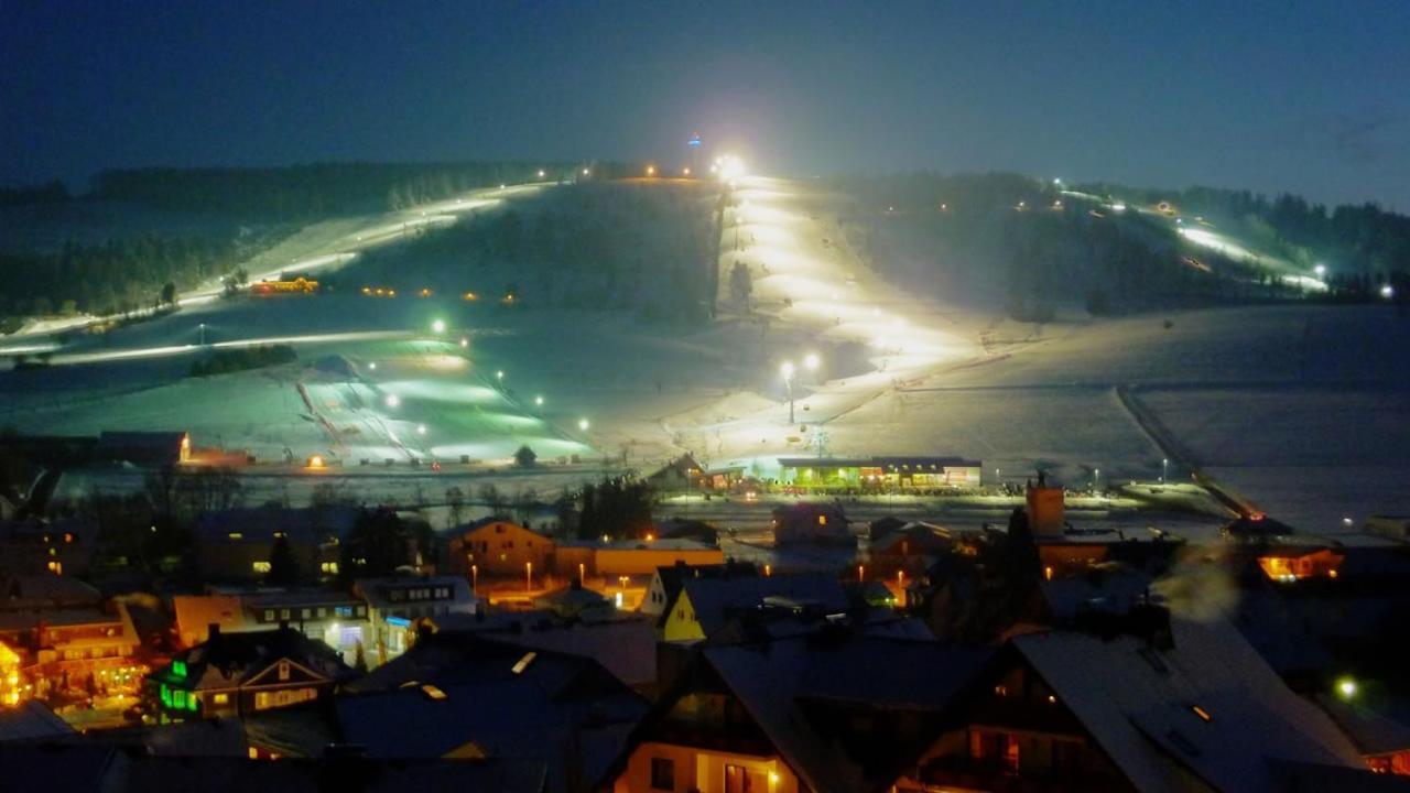 Komfort-Fewo Blickfang Willingen*** Willingen  Buitenkant foto